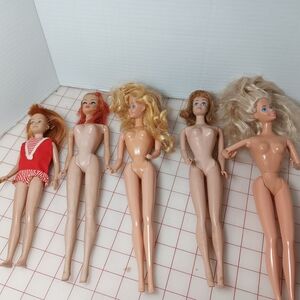 Lot Of 5 Barbies I Original Midge, Skipper, 2 Unidèntified  60's One 90s Vintage